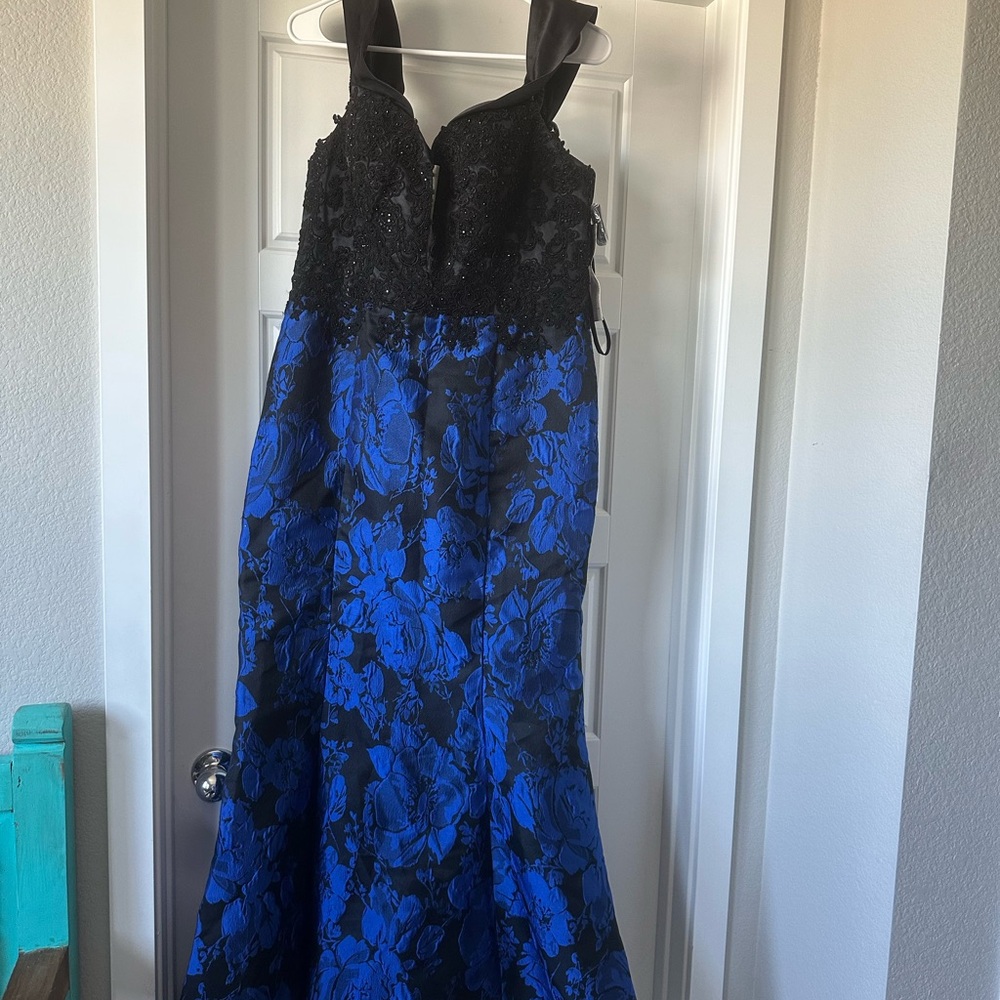 Elegant Black and Blue Floral Gown